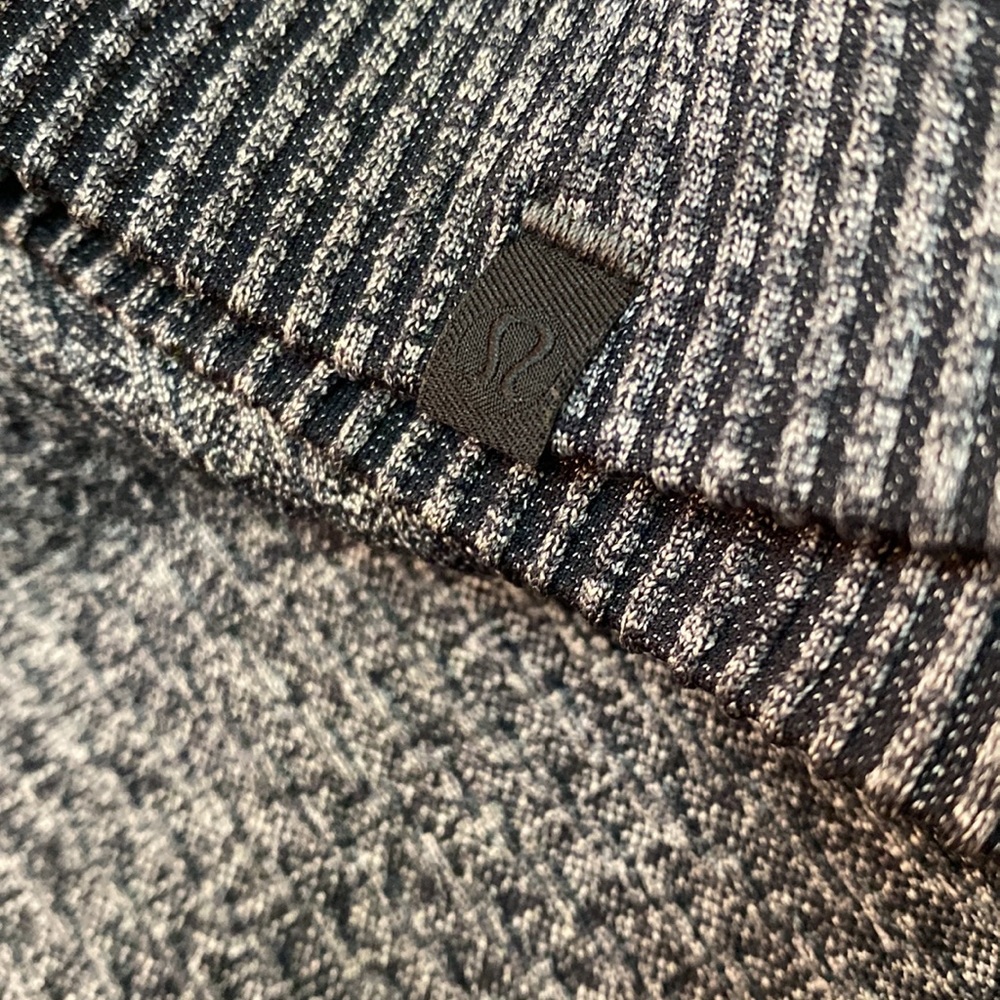 Lululemon Restless Pullover Geometric Heathered B… - image 2